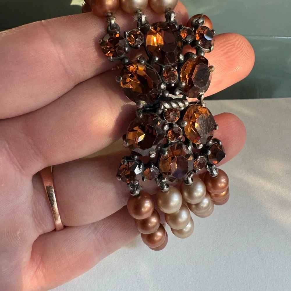 Schiarparelli Elegant Brown and Cream Faux Pearl Beaded Vintage Bracelet 6.75